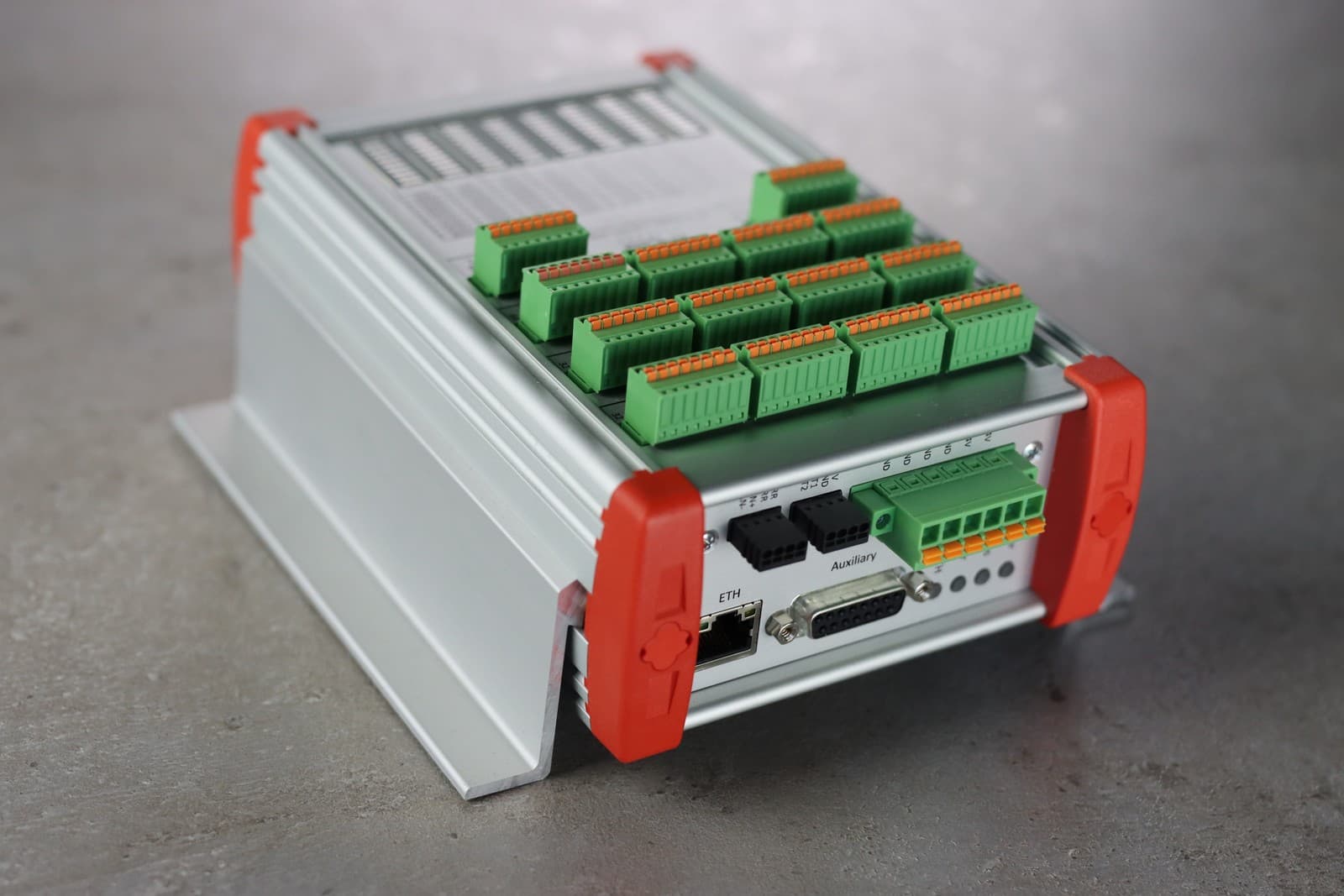 Switching Platform – modulare Schalt- & Messeinheit