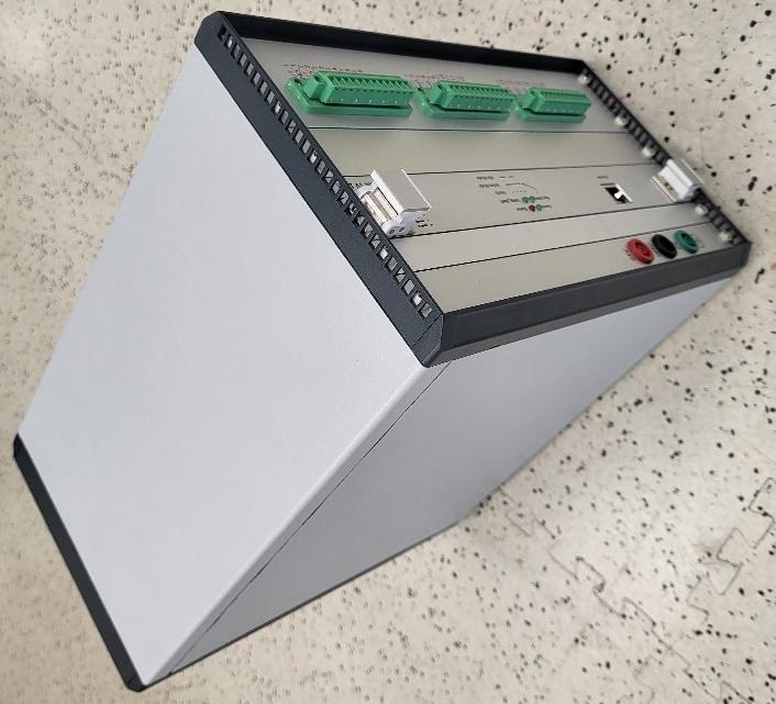 Example desktop housing for PosSim FS